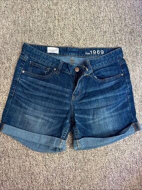GAP Women's Mid Wash Blue Denim Rolled-Cuff Shorts